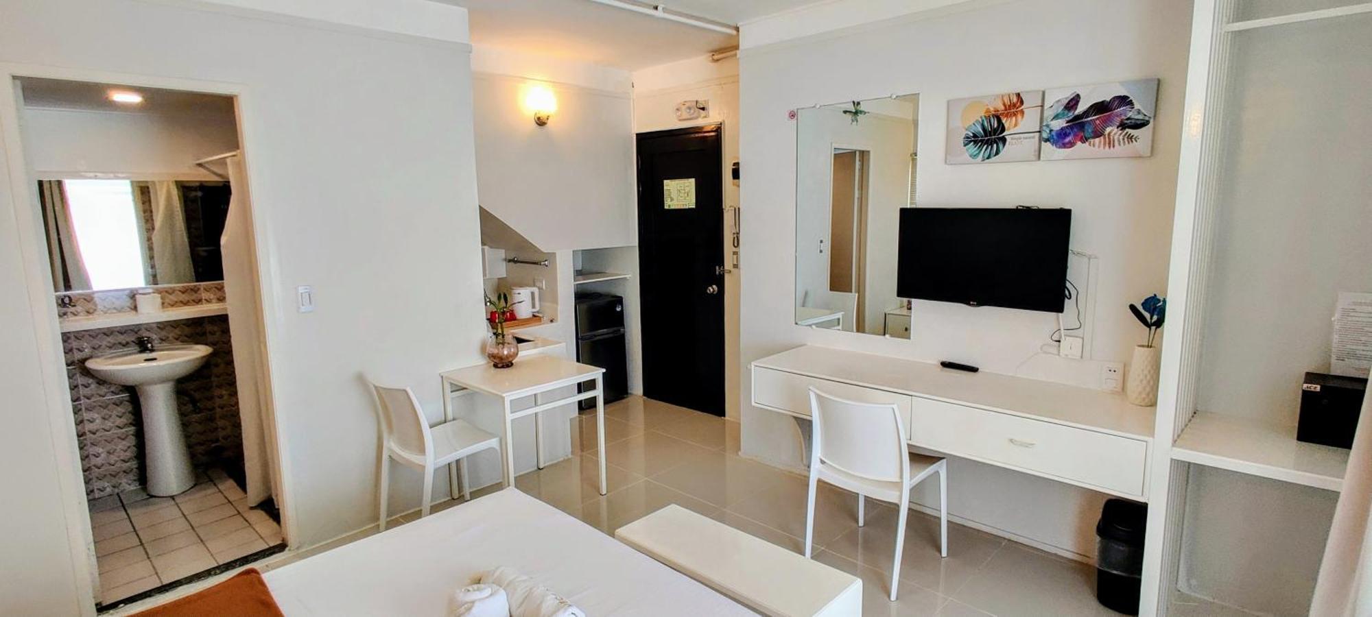 Mecasa Hotel Balabag (Boracay)